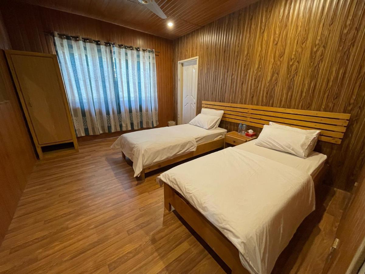 Indus View Hotel Skardu Exterior photo