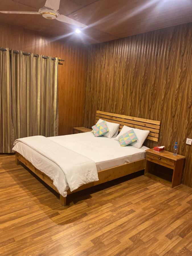 Indus View Hotel Skardu Exterior photo
